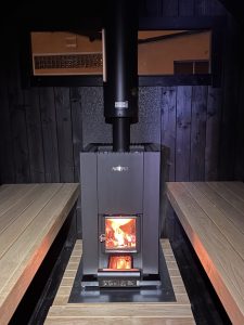 SEPPO SAUNA black innen